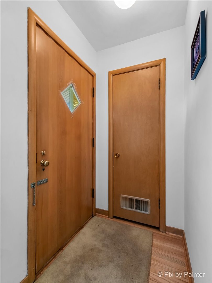 2229 Westover Avenue, North Riverside, IL 60546
