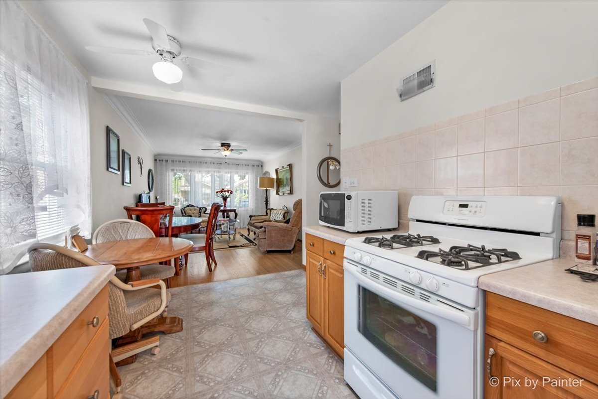 2229 Westover Avenue, North Riverside, IL 60546