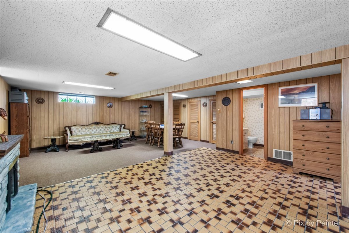 2229 Westover Avenue, North Riverside, IL 60546