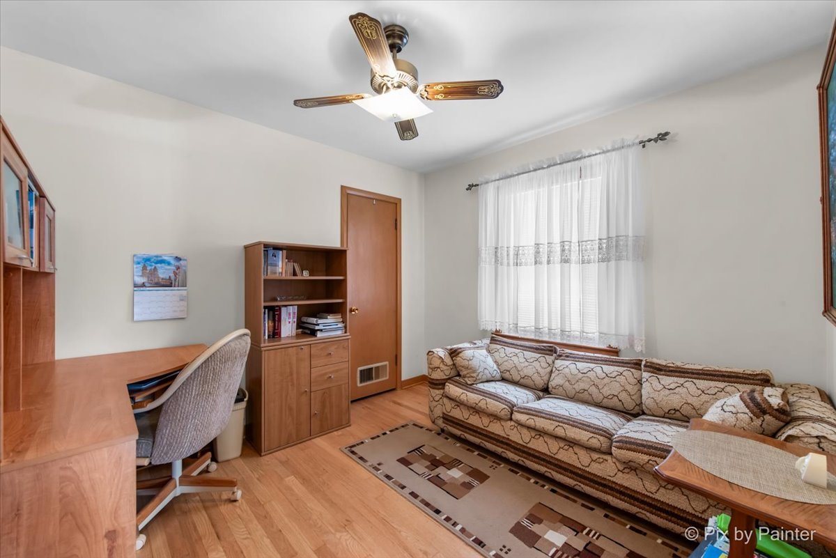 2229 Westover Avenue, North Riverside, IL 60546