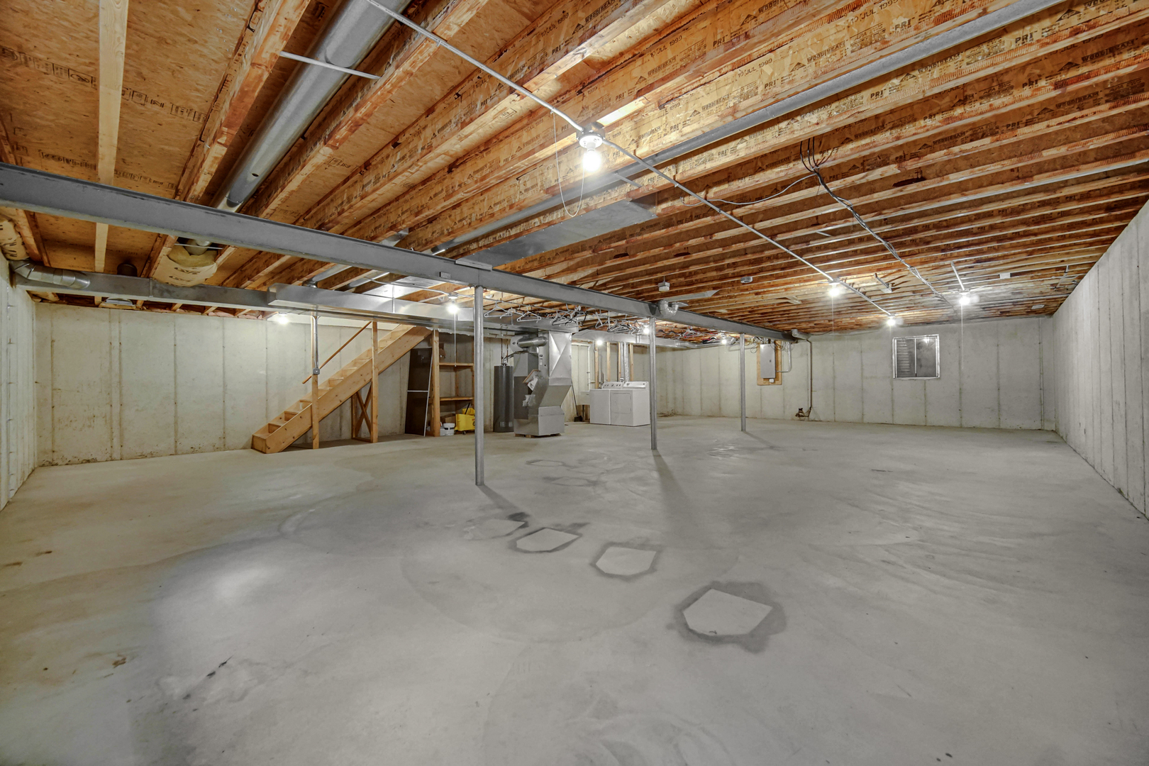 13 Sunset Court, Steger, IL 60475