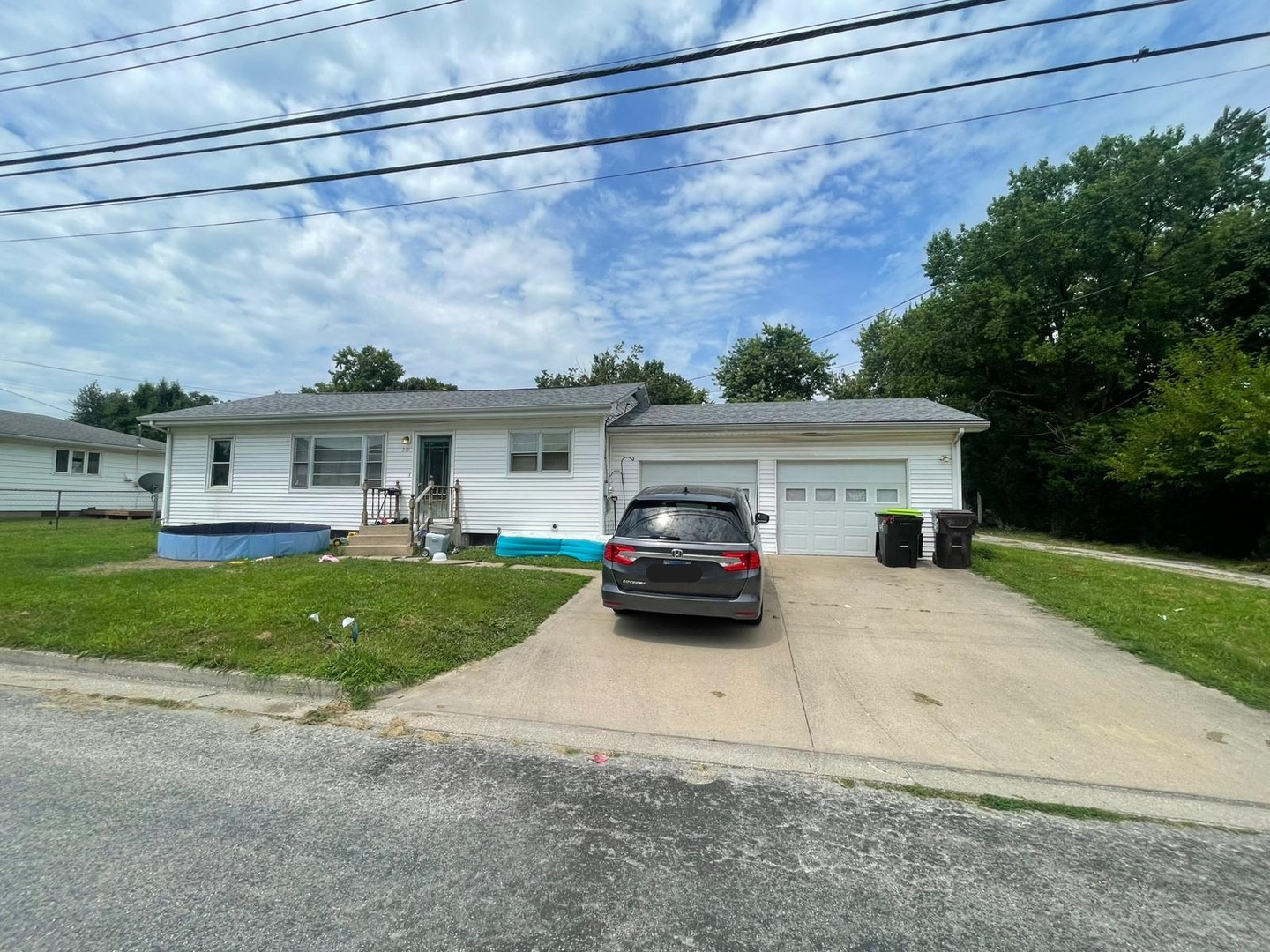 219 S Clinton Street, Pittsfield, IL 62363