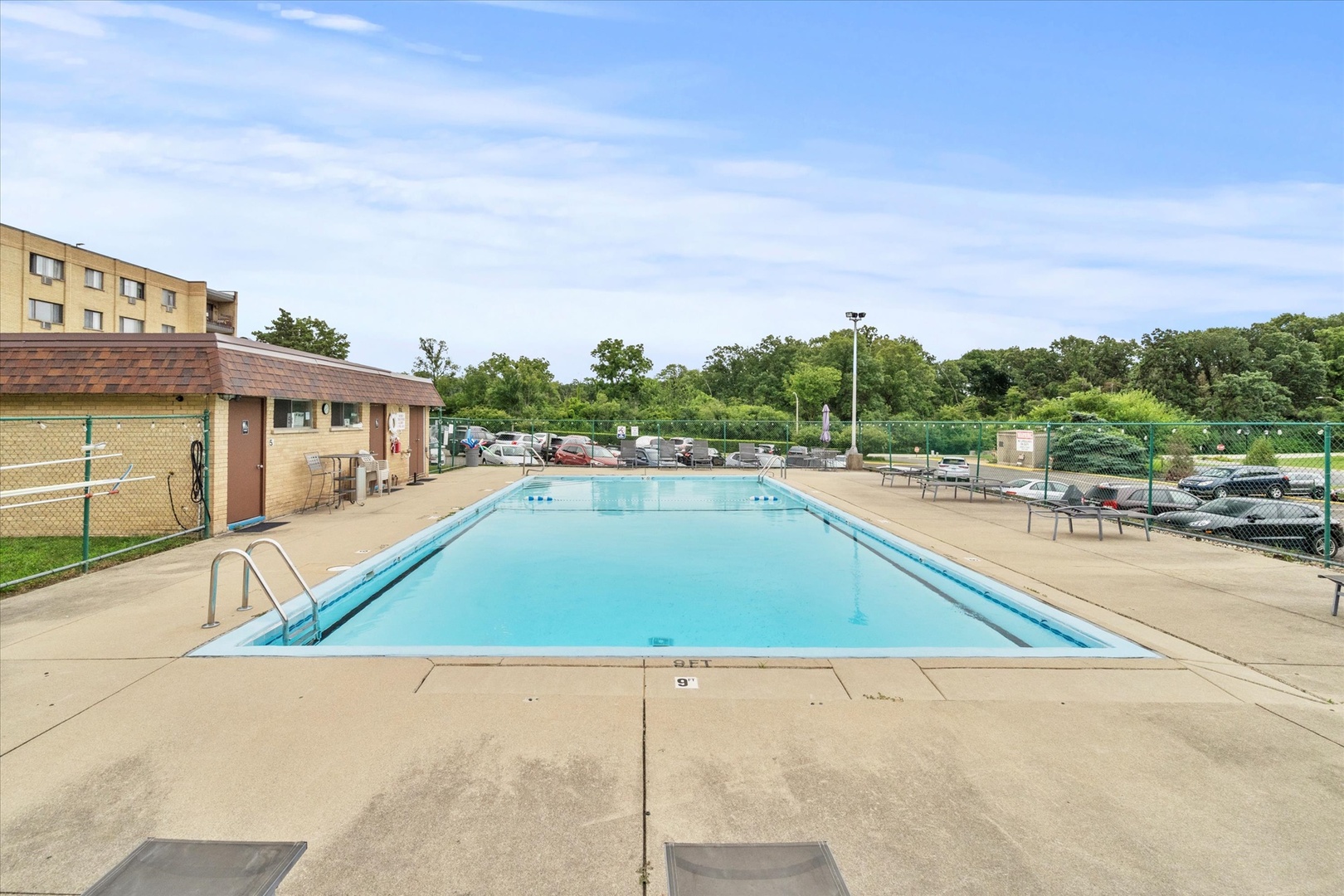 6670 S BRAINARD Avenue #303, Countryside, IL 60525