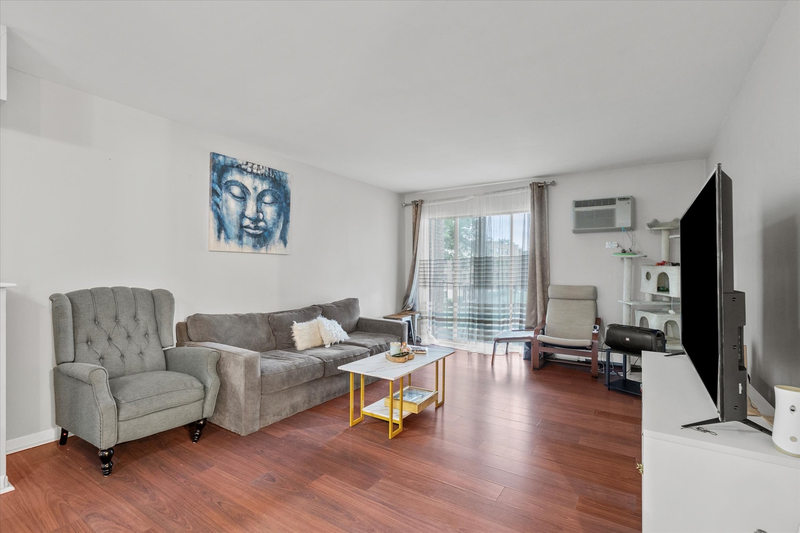 6670 S BRAINARD Avenue #303, Countryside, IL 60525