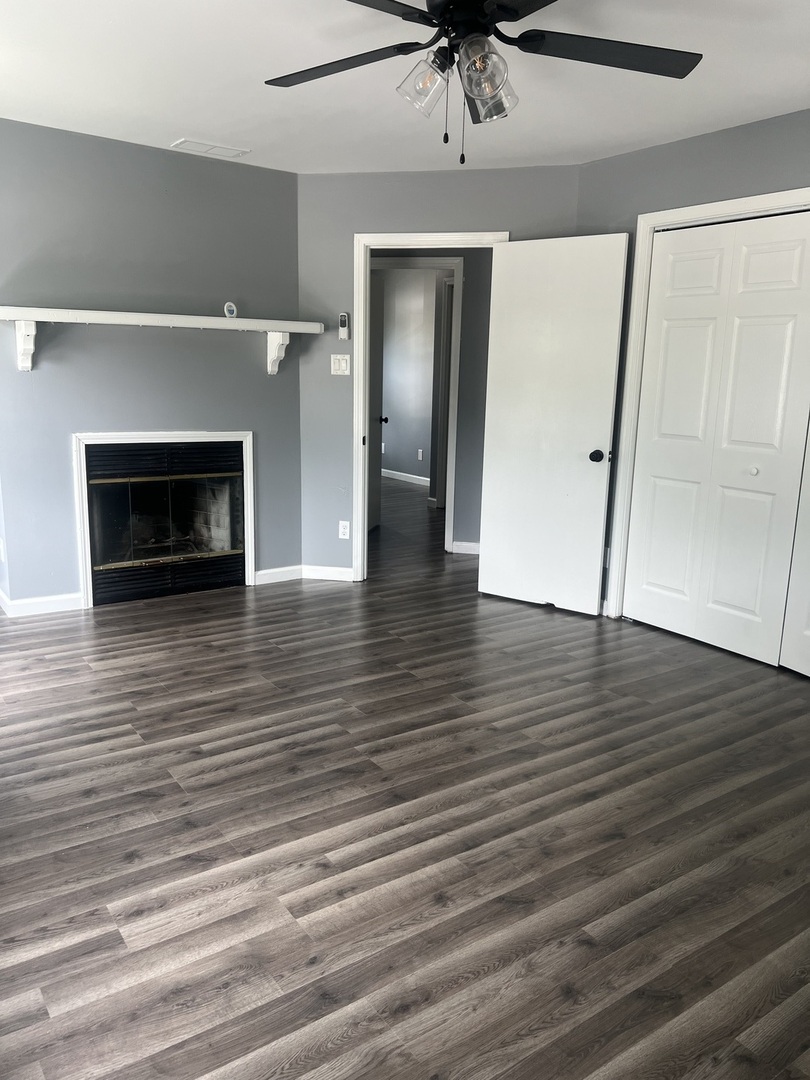 804 Richards Street, Joliet, IL 60433