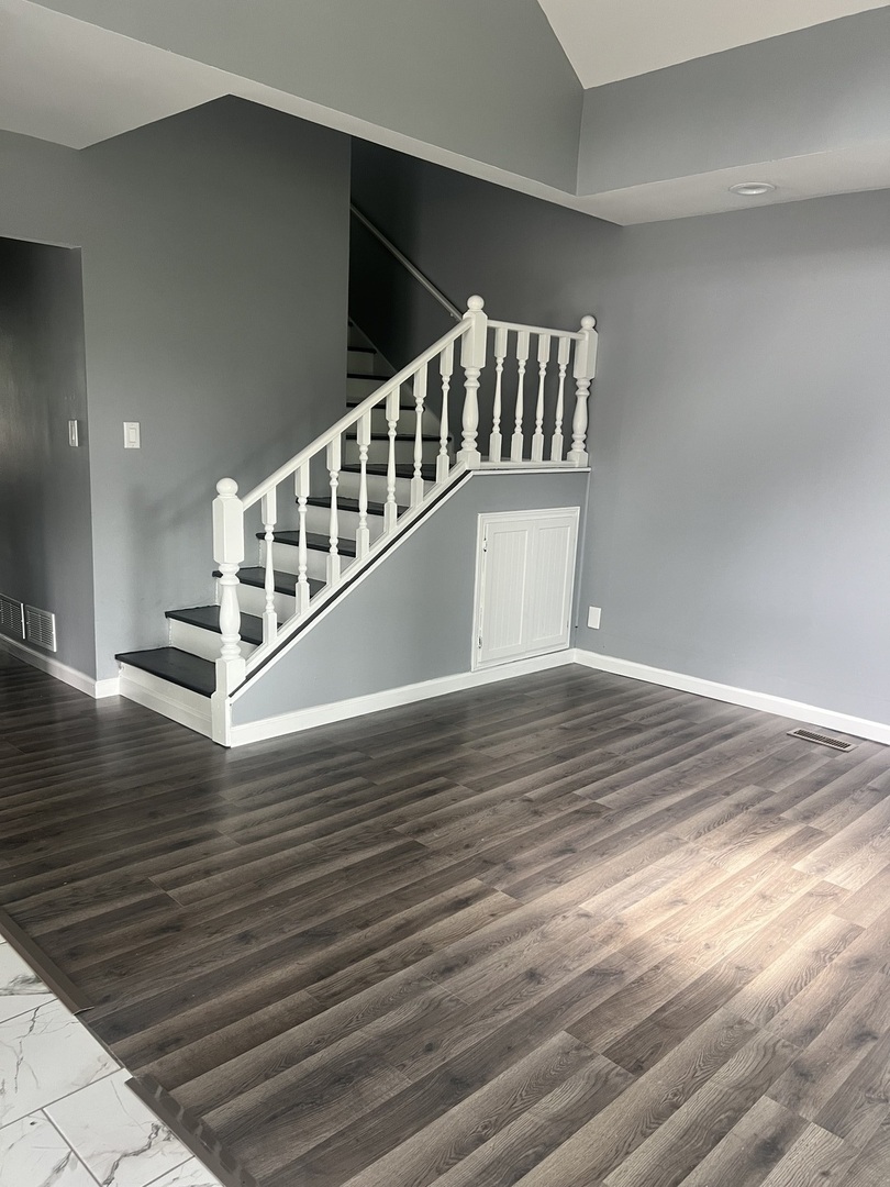 804 Richards Street, Joliet, IL 60433