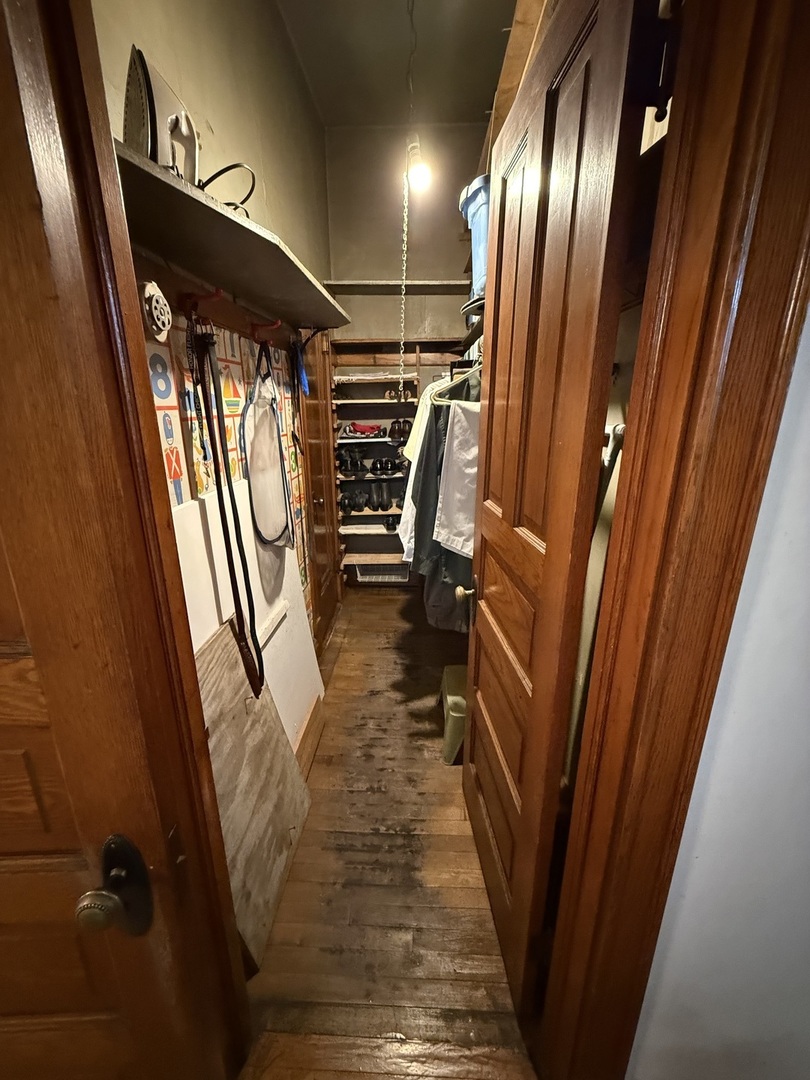 3842 S Archer Avenue, Chicago, IL 60632