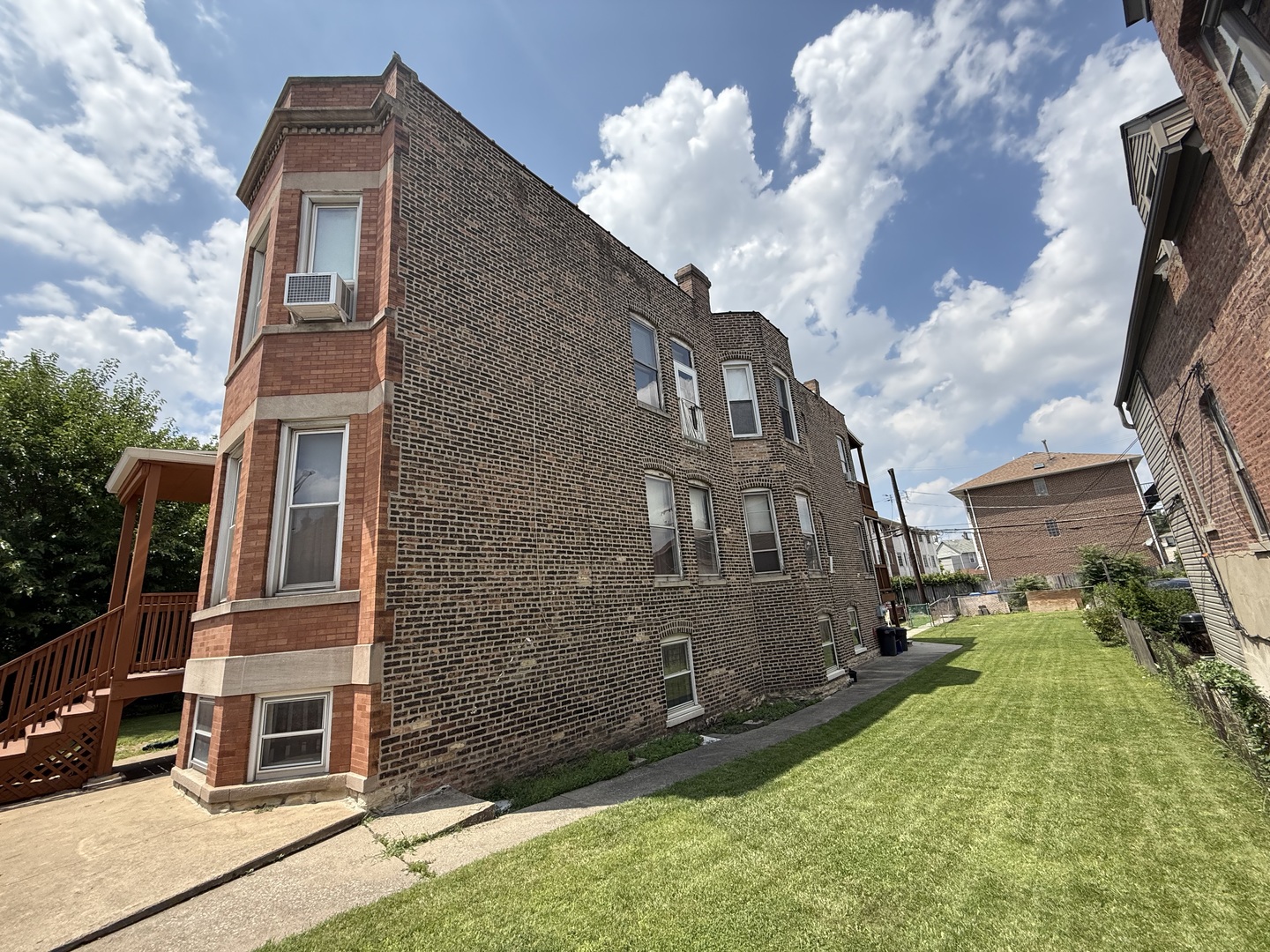 3842 S Archer Avenue, Chicago, IL 60632