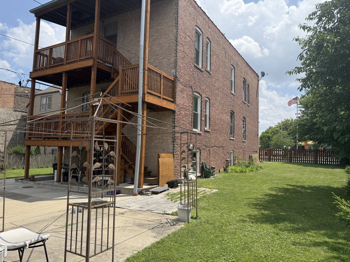 3842 S Archer Avenue, Chicago, IL 60632