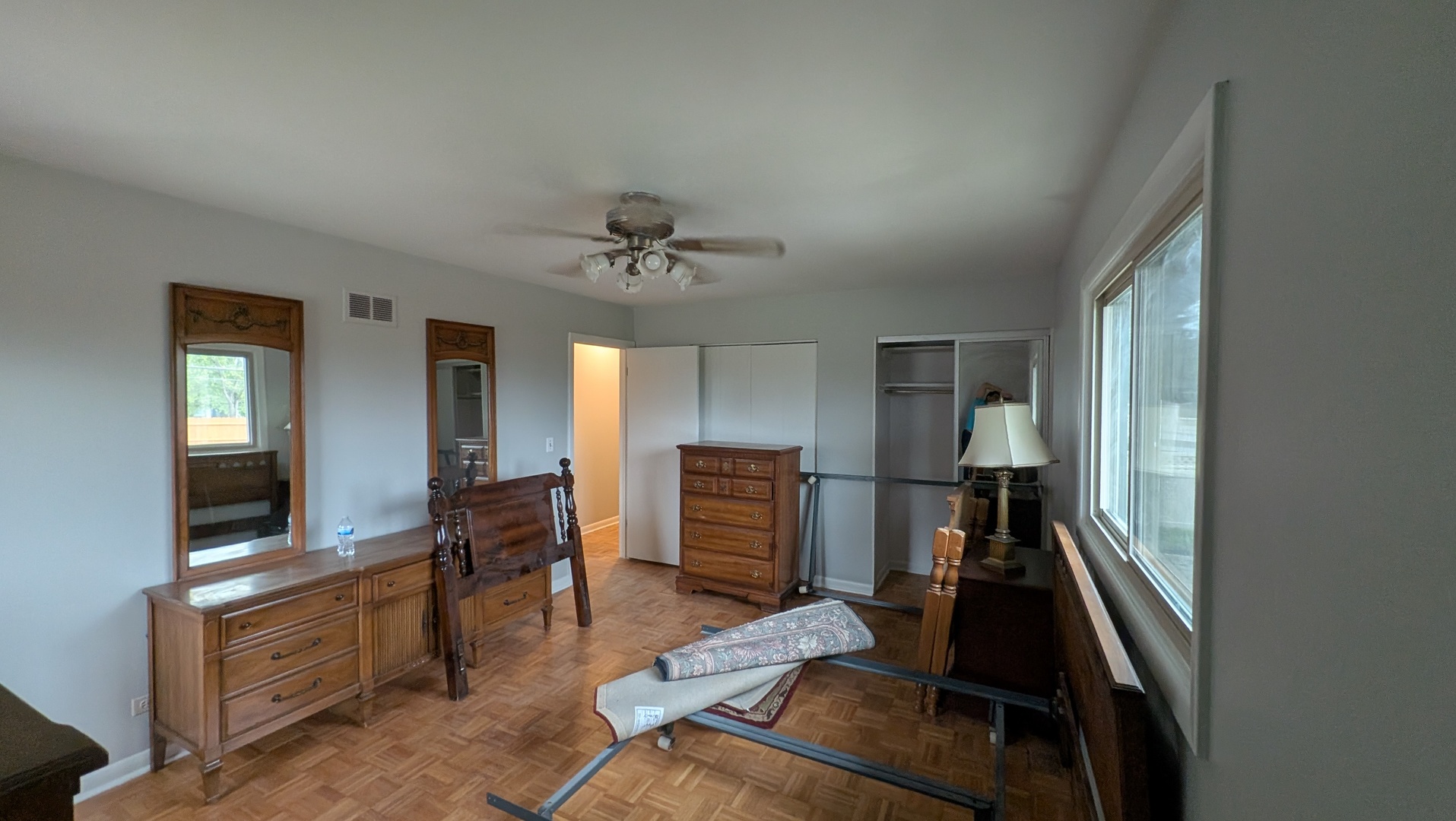 825 S School Street, Lombard, IL 60148
