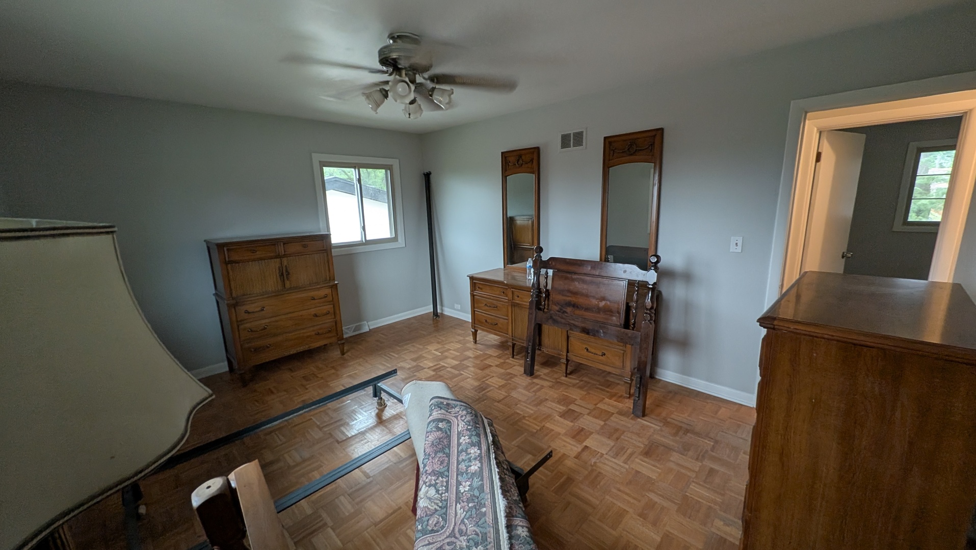 825 S School Street, Lombard, IL 60148