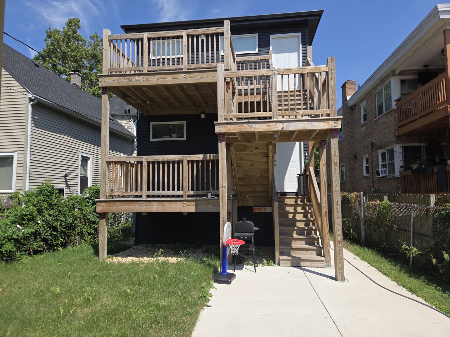 836 N Parkside Avenue, Chicago, IL 60651