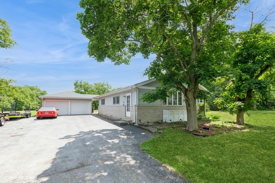 23765 S Loomis Street, Crete, IL 60417