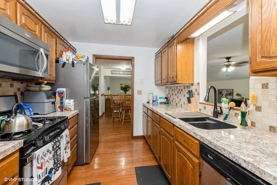 23765 S Loomis Street, Crete, IL 60417