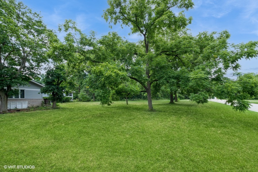 23765 S Loomis Street, Crete, IL 60417