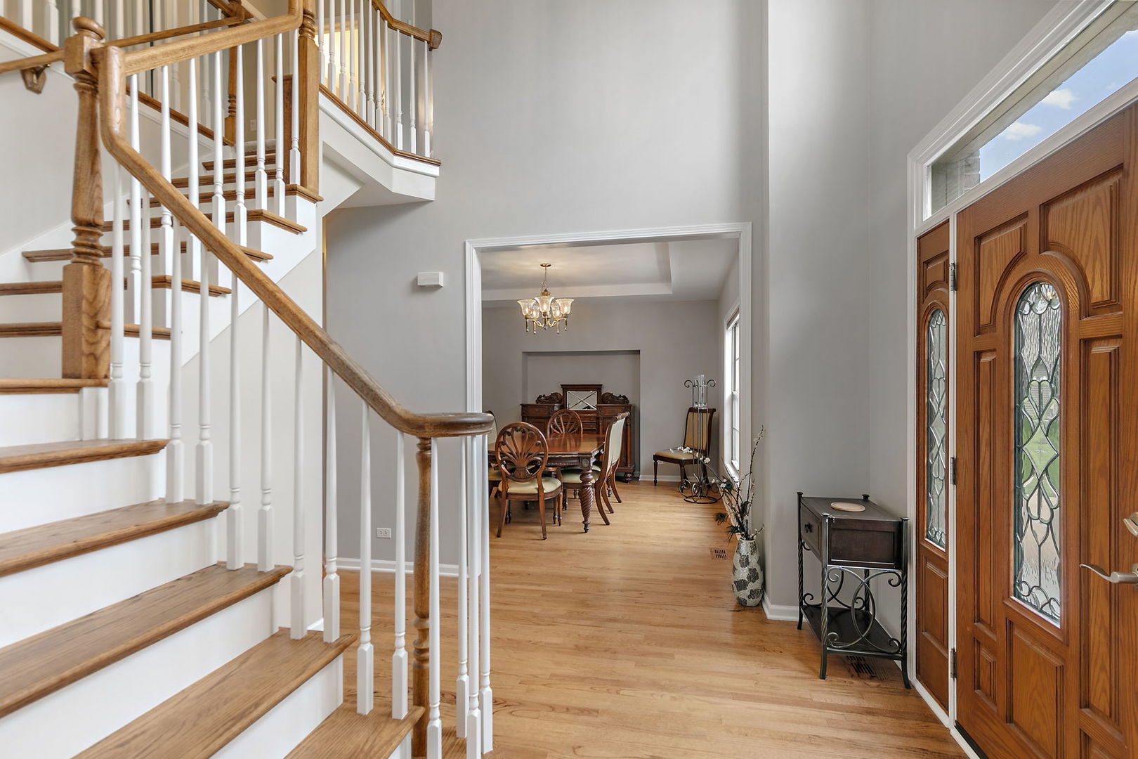 1027 Acorn Hill Lane, West Chicago, IL 60185