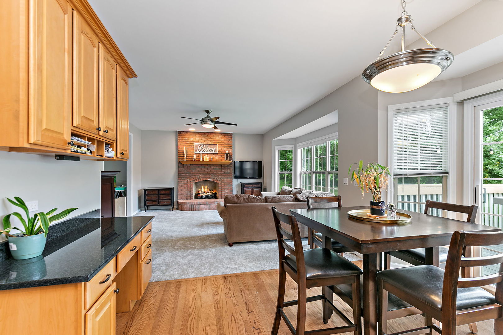 1027 Acorn Hill Lane, West Chicago, IL 60185