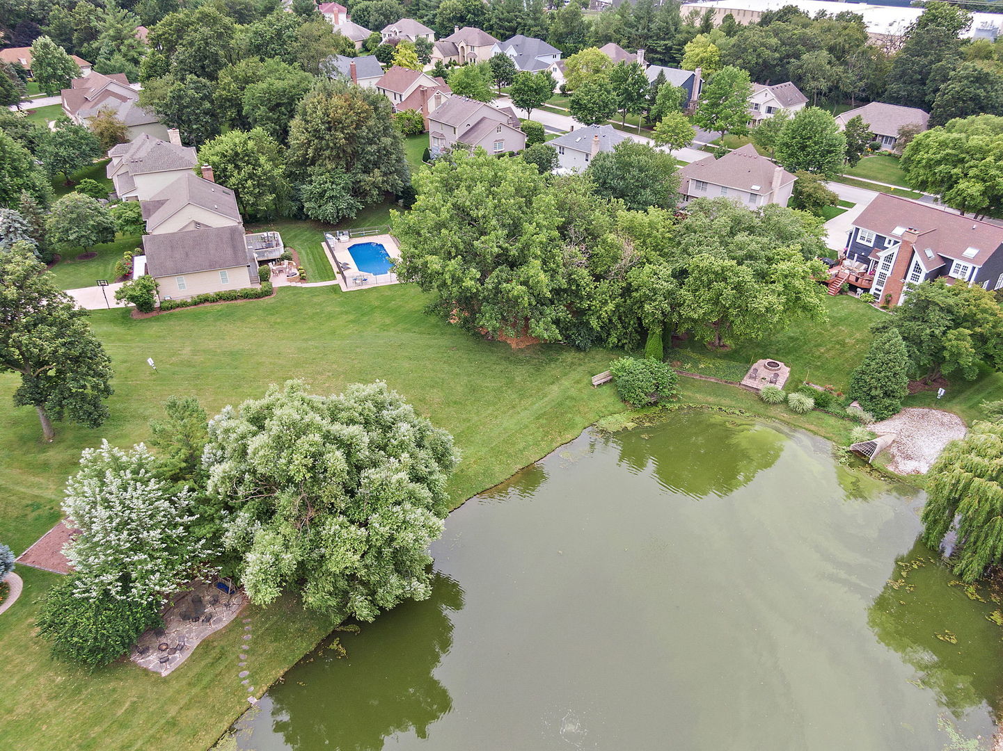 1027 Acorn Hill Lane, West Chicago, IL 60185