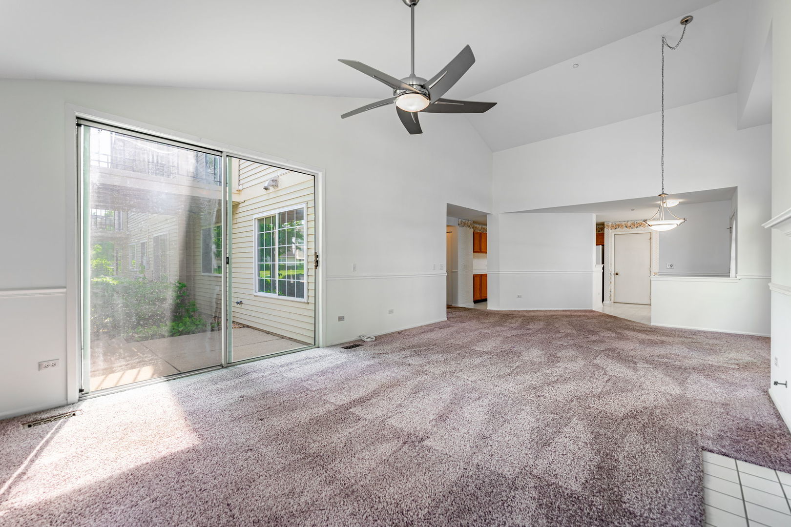 407 Cromwell Circle #1, Bartlett, IL 60103