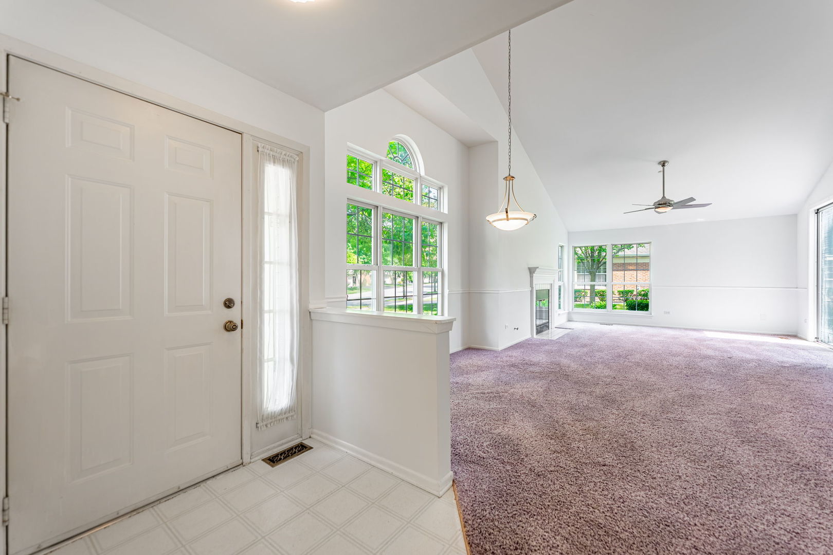 407 Cromwell Circle #1, Bartlett, IL 60103