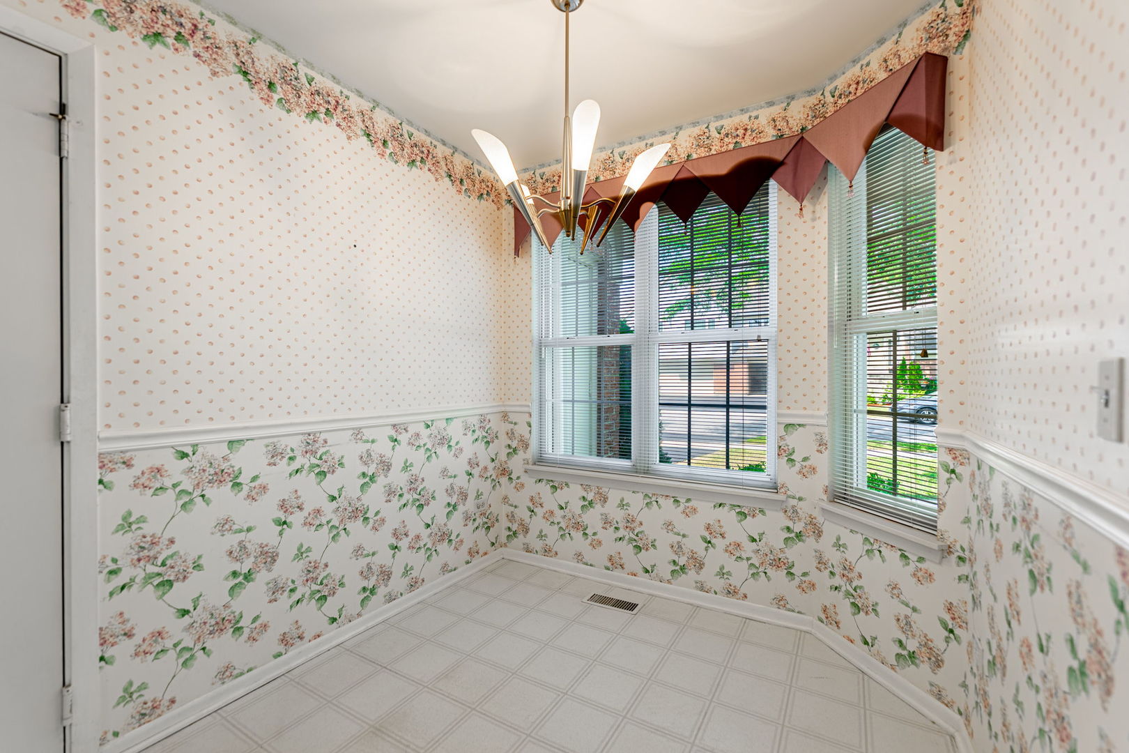 407 Cromwell Circle #1, Bartlett, IL 60103