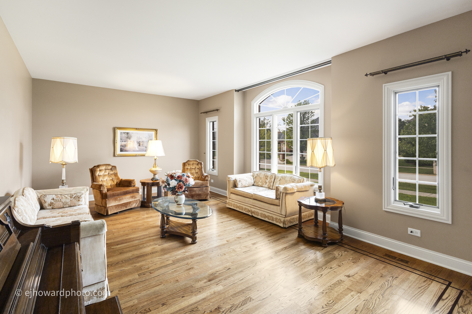 12891 Mayfair Drive, Lemont, IL 60439