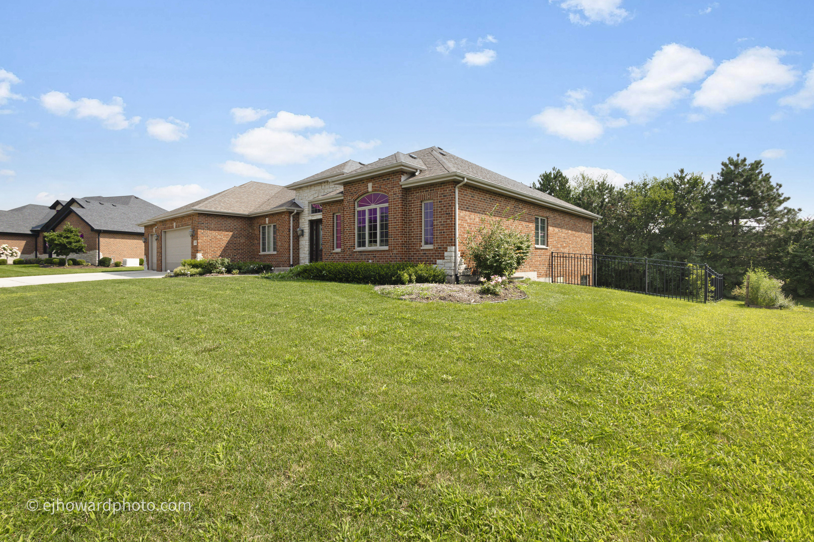 12891 Mayfair Drive, Lemont, IL 60439