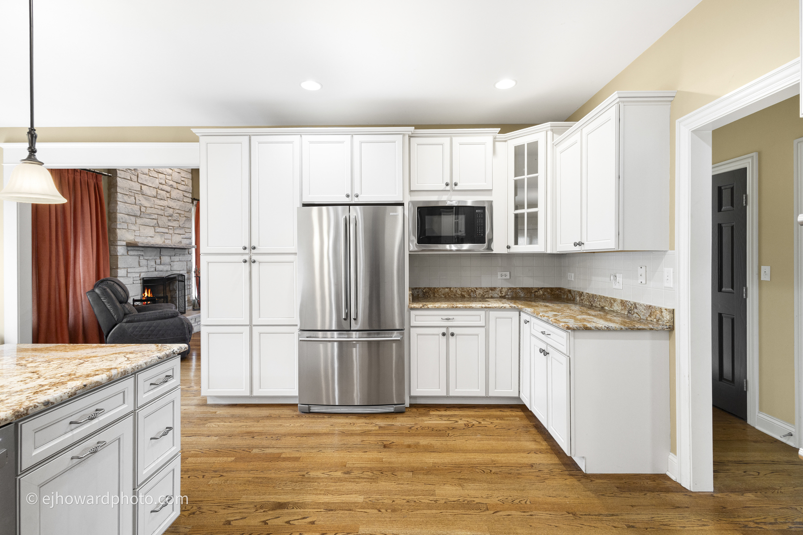 12891 Mayfair Drive, Lemont, IL 60439