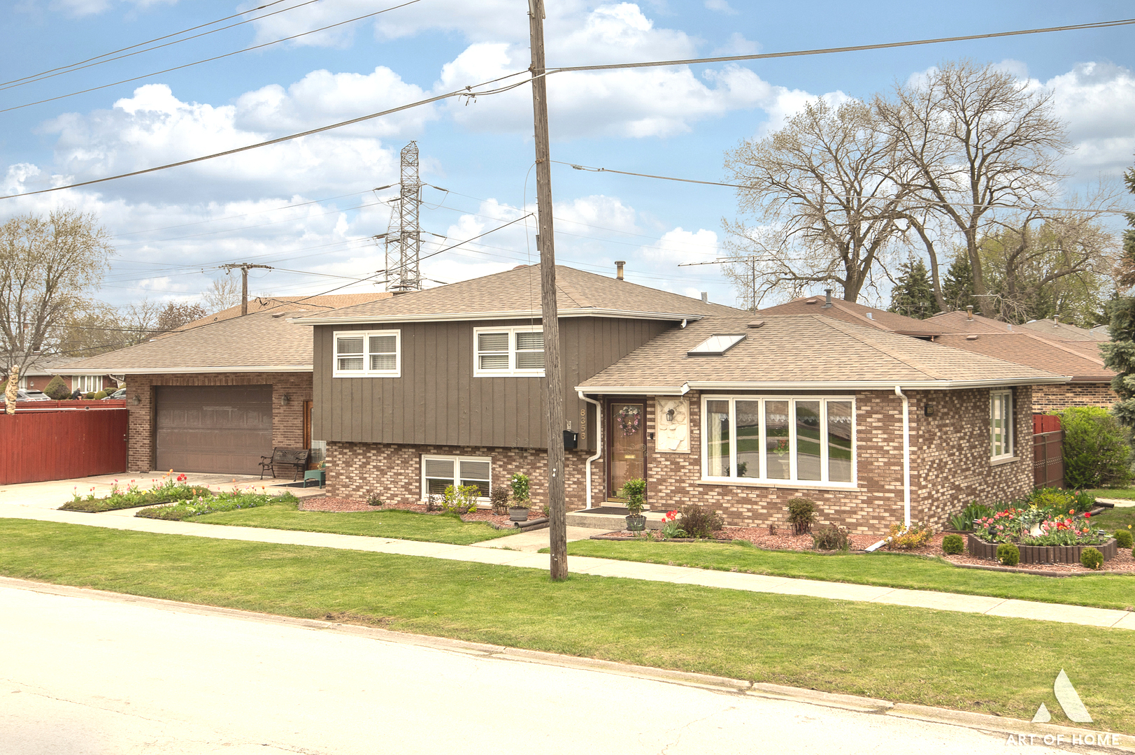8356 Oak Park Avenue, Burbank, IL 60459