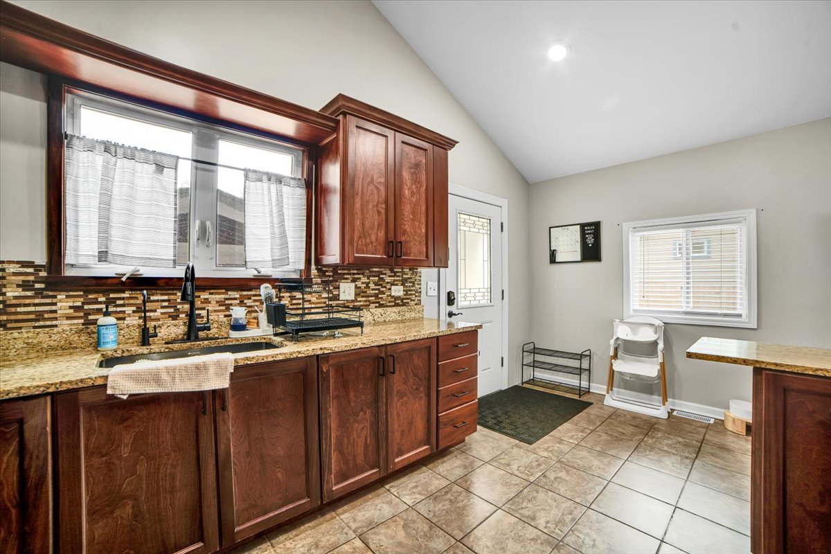 209 E Blair Street, West Chicago, IL 60185