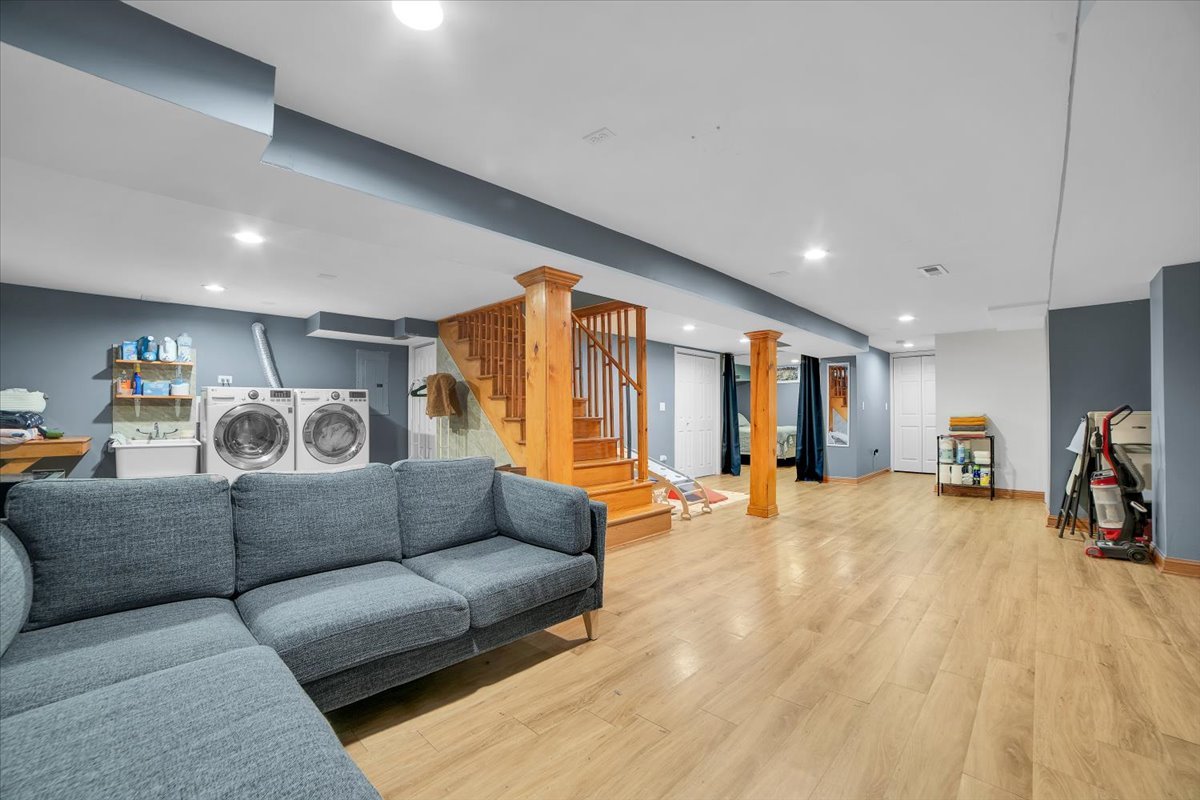 209 E Blair Street, West Chicago, IL 60185