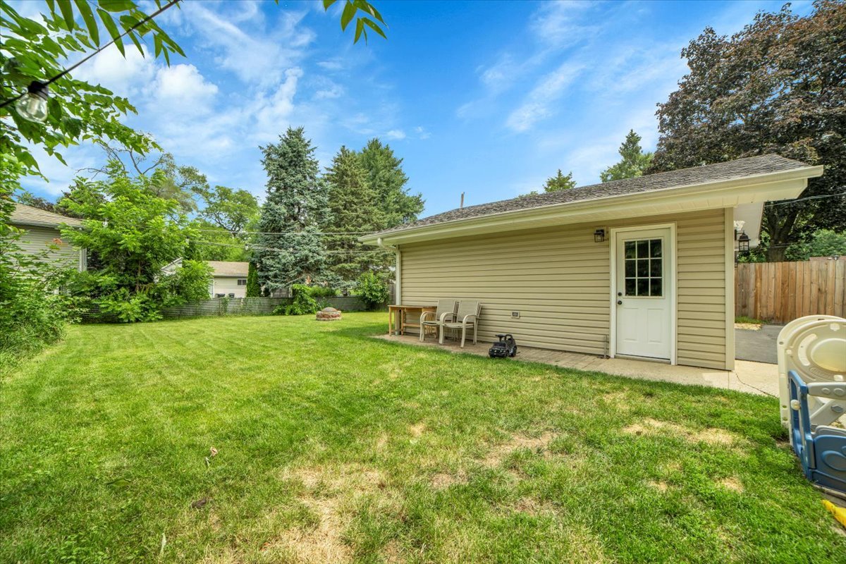 209 E Blair Street, West Chicago, IL 60185