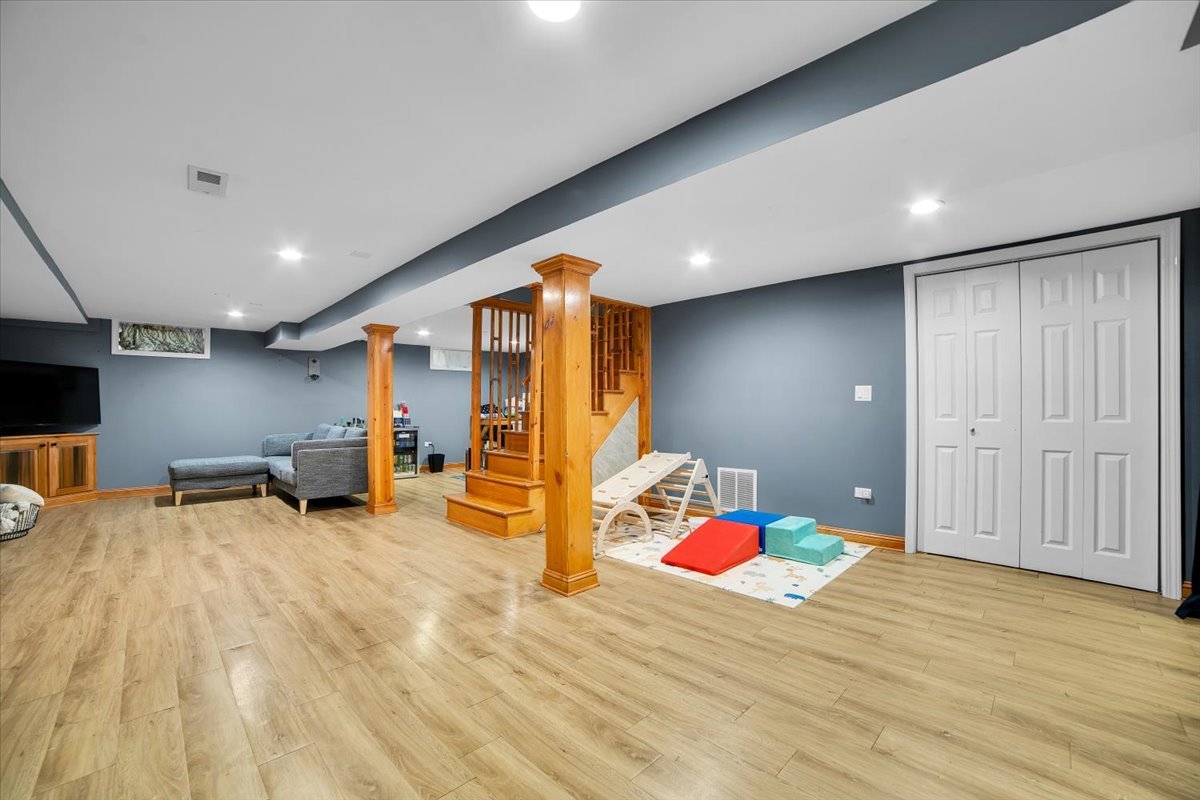 209 E Blair Street, West Chicago, IL 60185