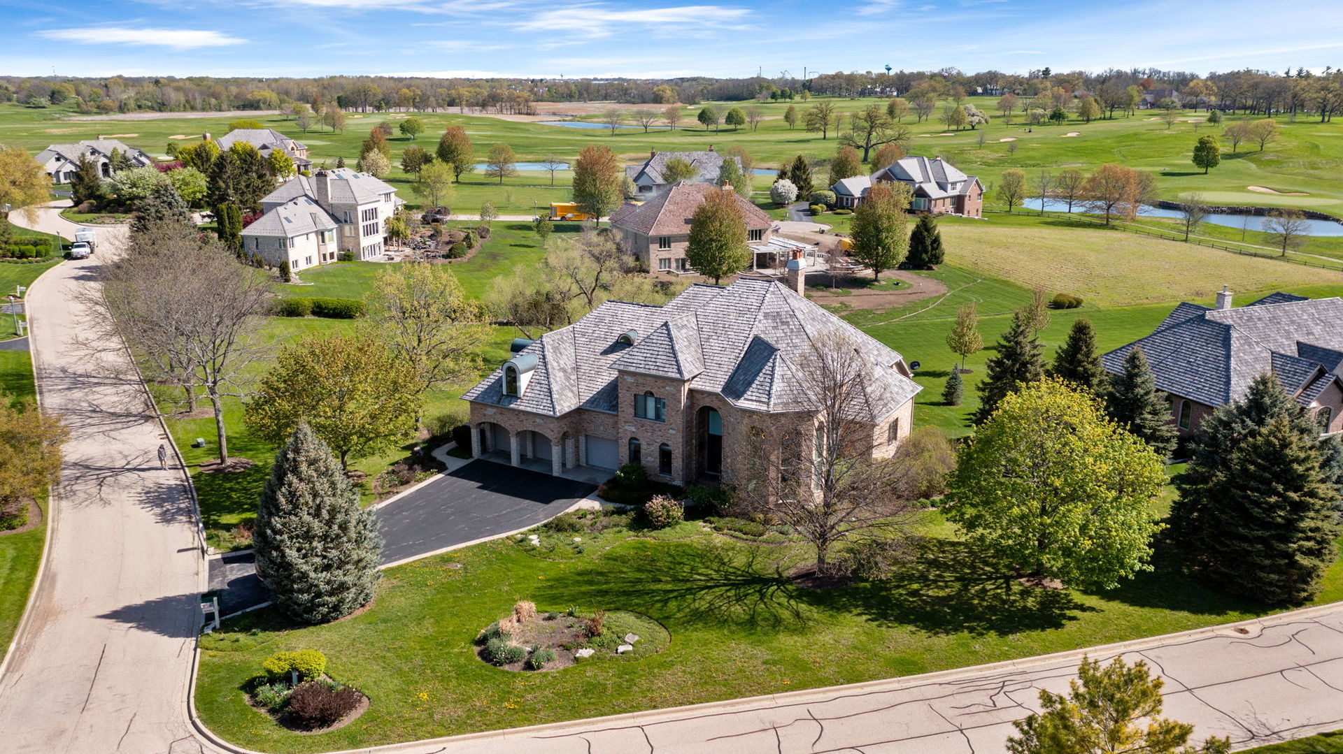 6590 BEECH Lane, Libertyville, IL 60048