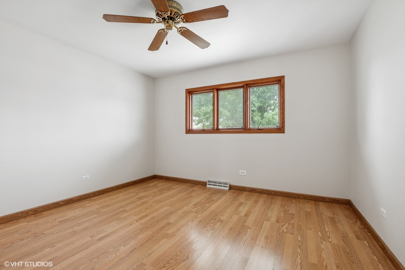 7812 W 81st Street, Bridgeview, IL 60455