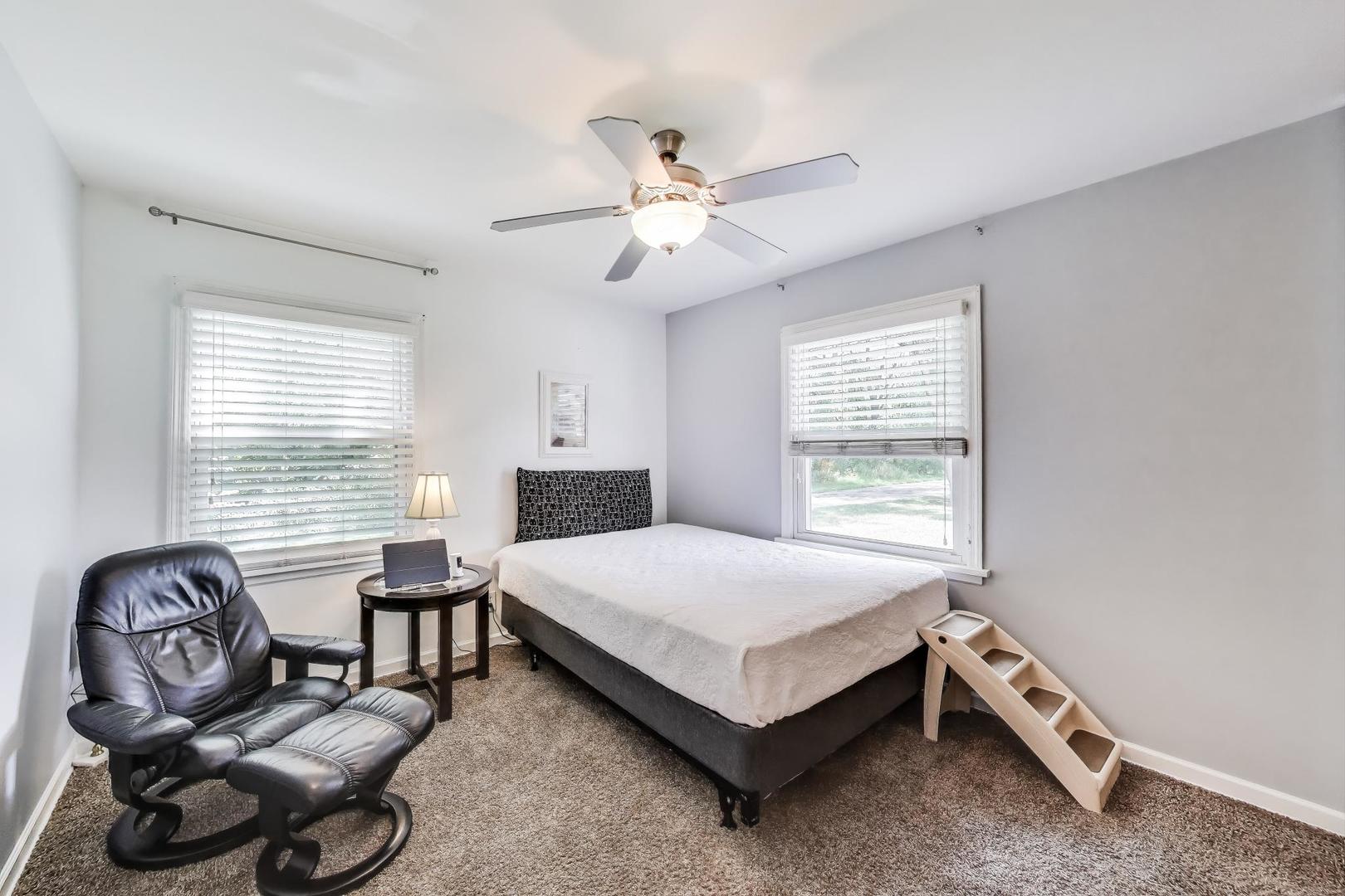 8952 Branton Avenue, Highland, IN 46322