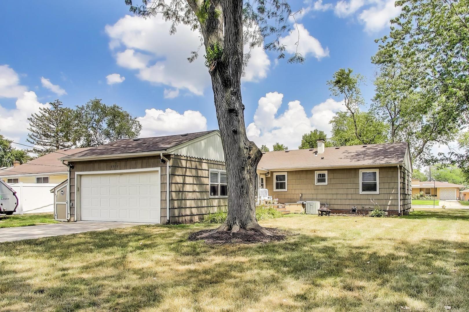 8952 Branton Avenue, Highland, IN 46322