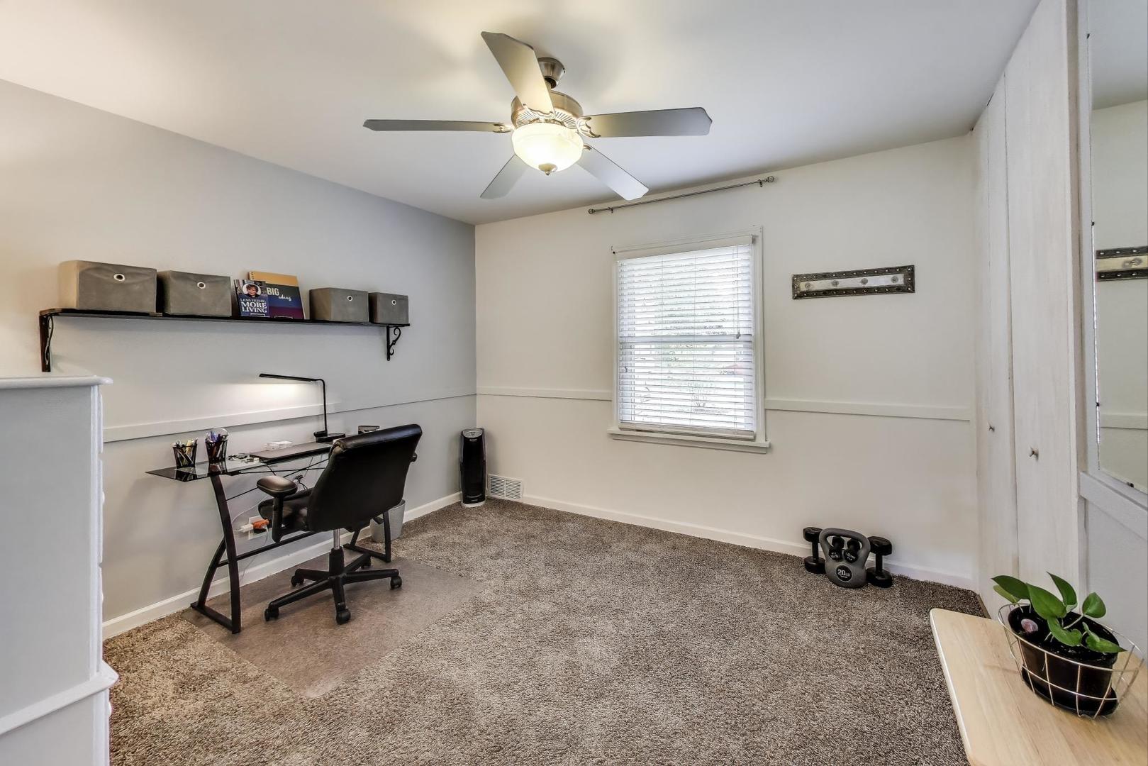 8952 Branton Avenue, Highland, IN 46322