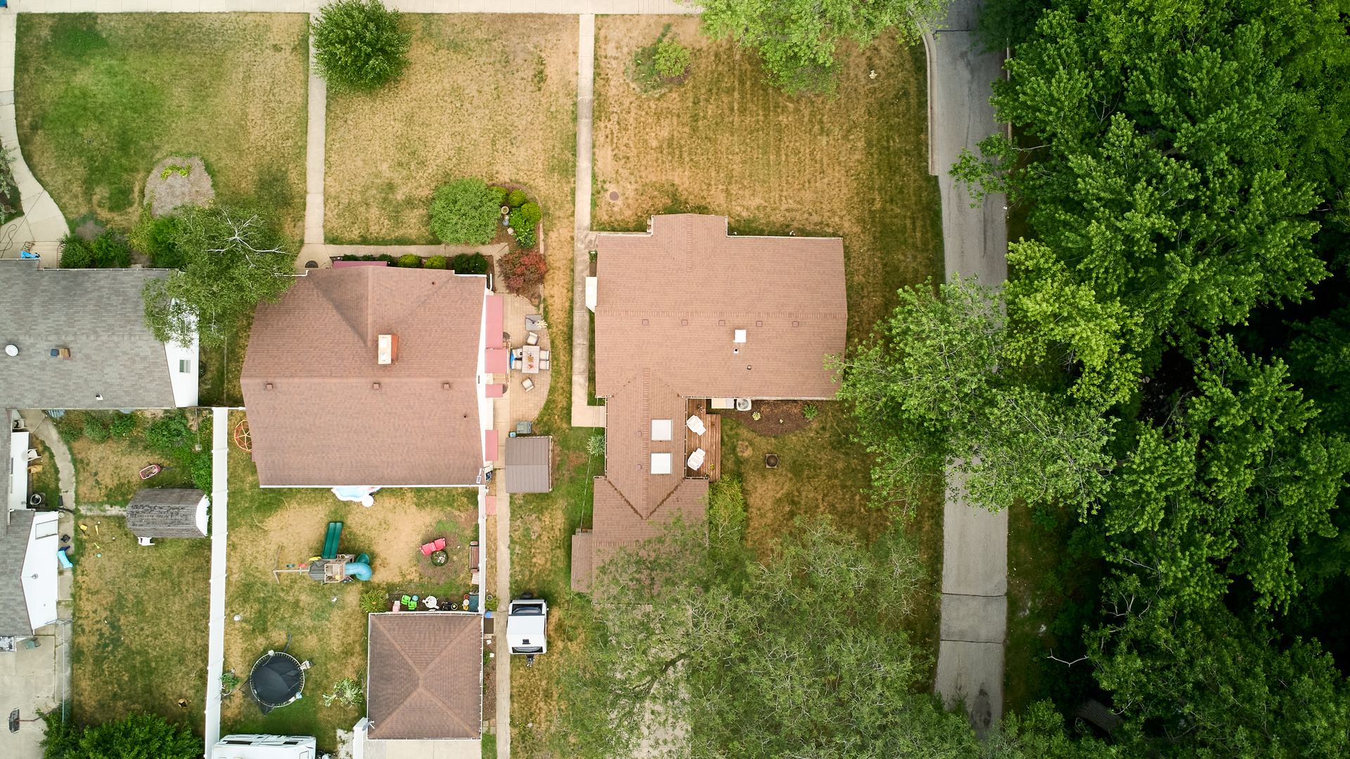 8952 Branton Avenue, Highland, IN 46322