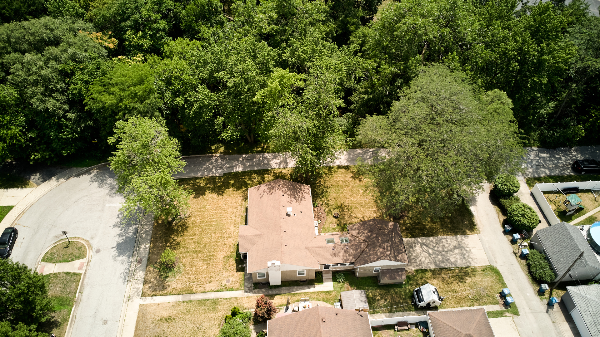 8952 Branton Avenue, Highland, IN 46322