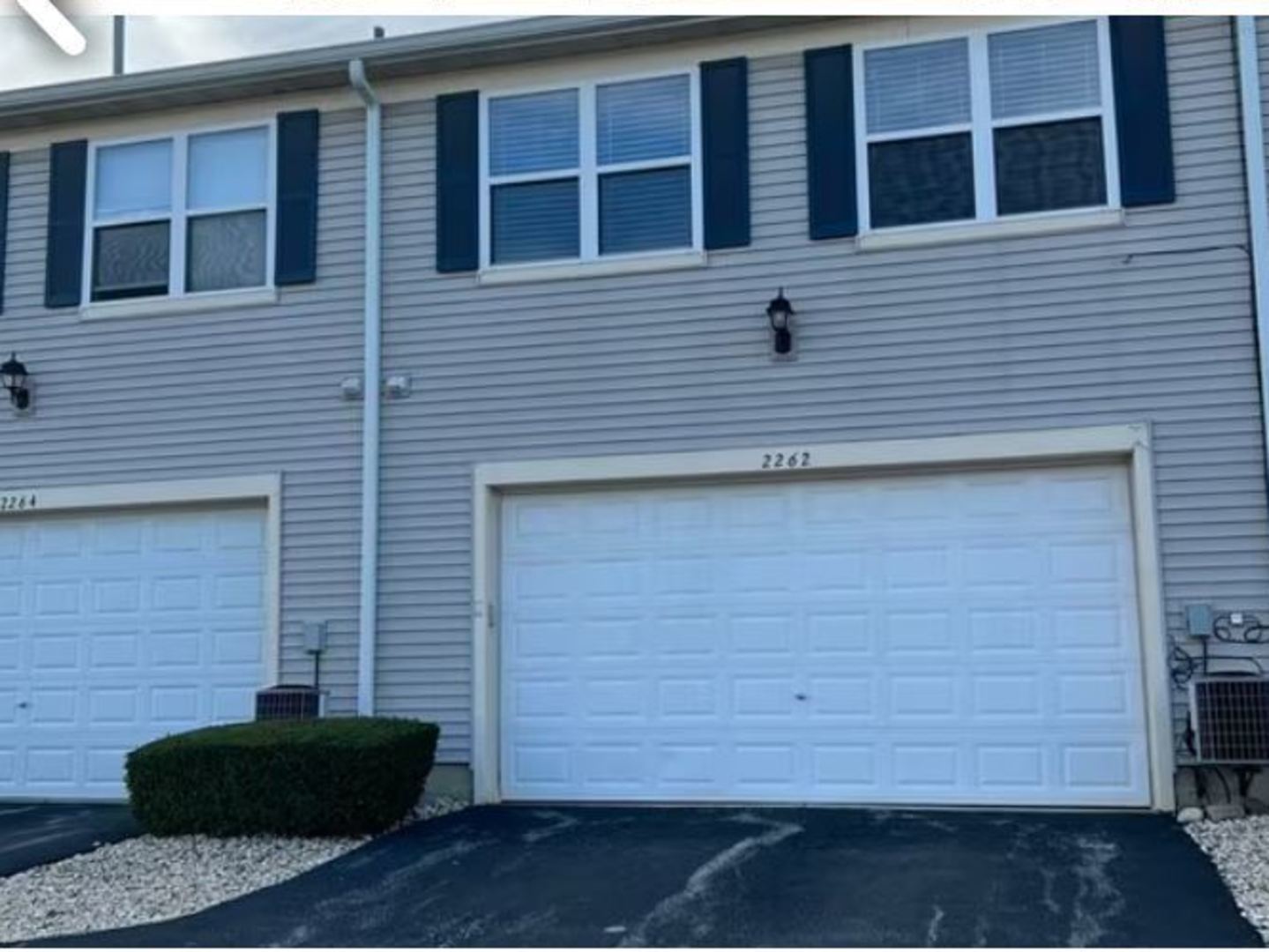 2262 Georgetown Circle, Aurora, IL 60503
