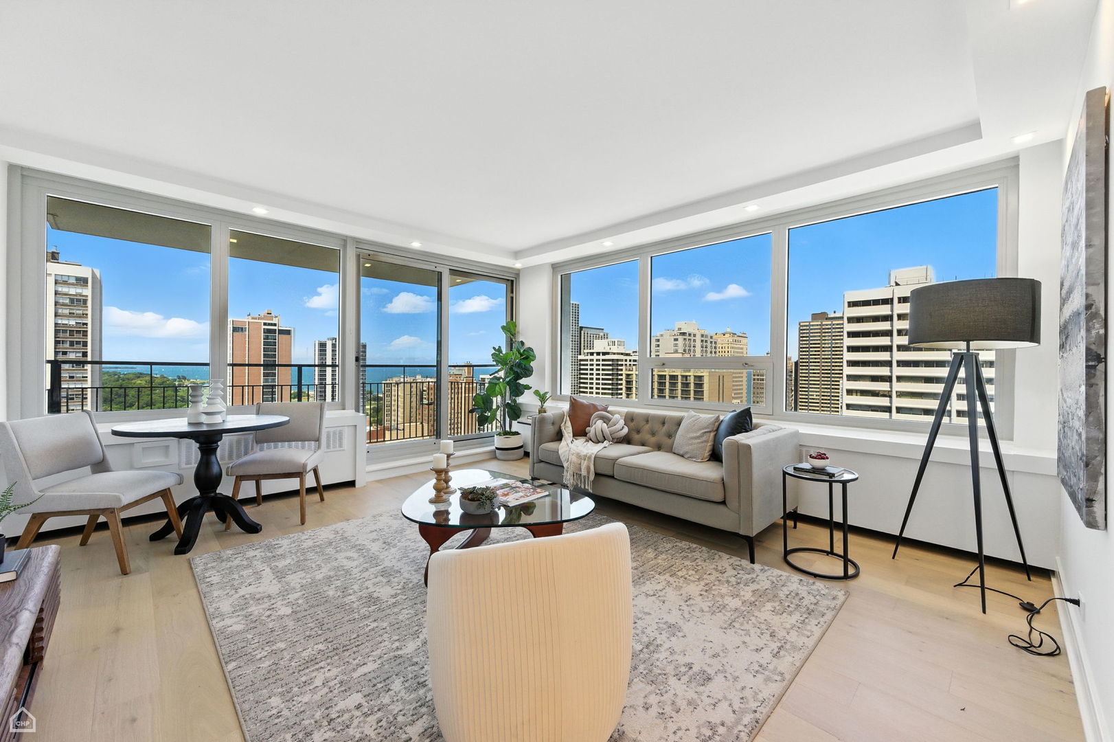 88 W Schiller Street #2301, Chicago, IL 60610