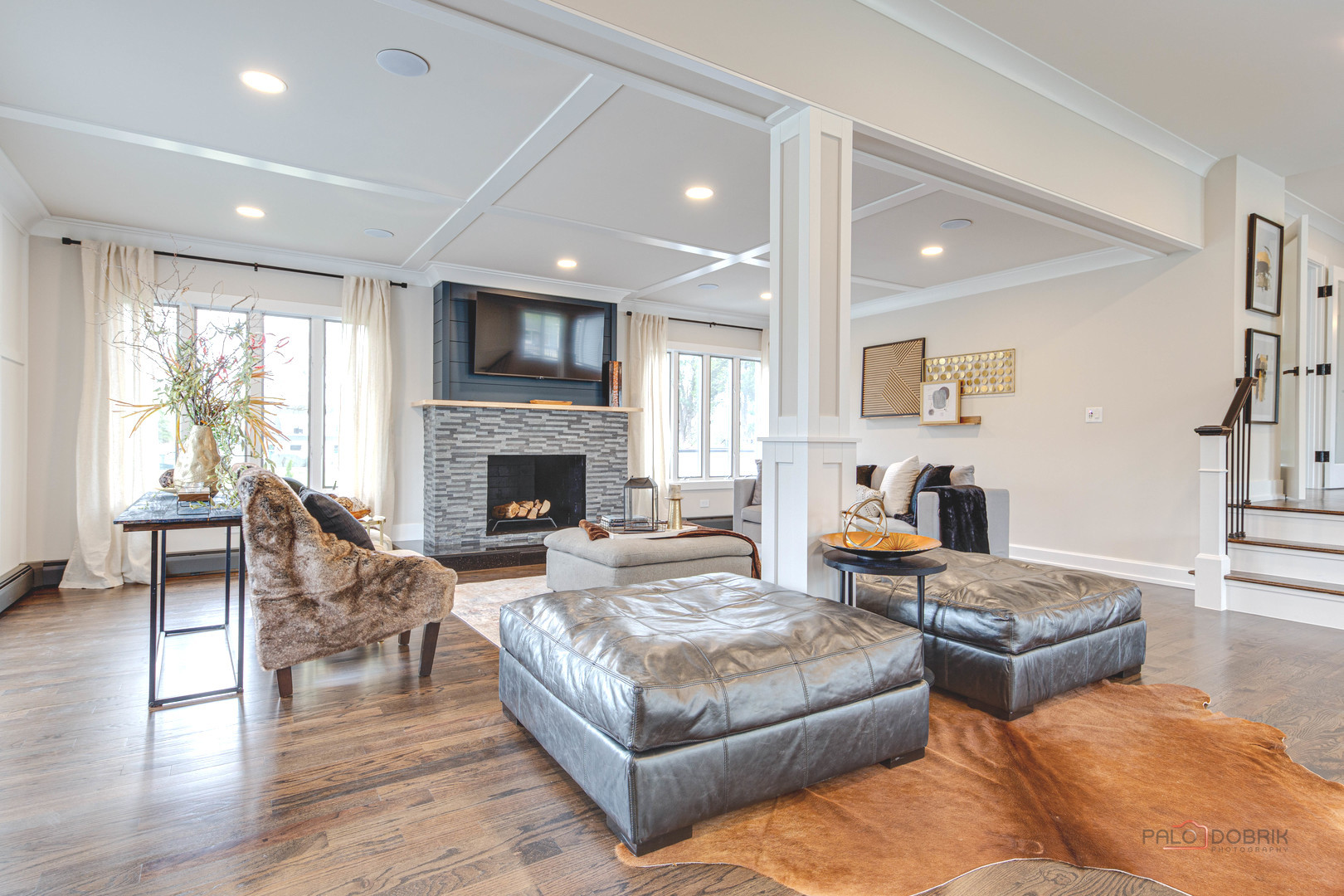 1912 N Summit Street, Wheaton, IL 60187