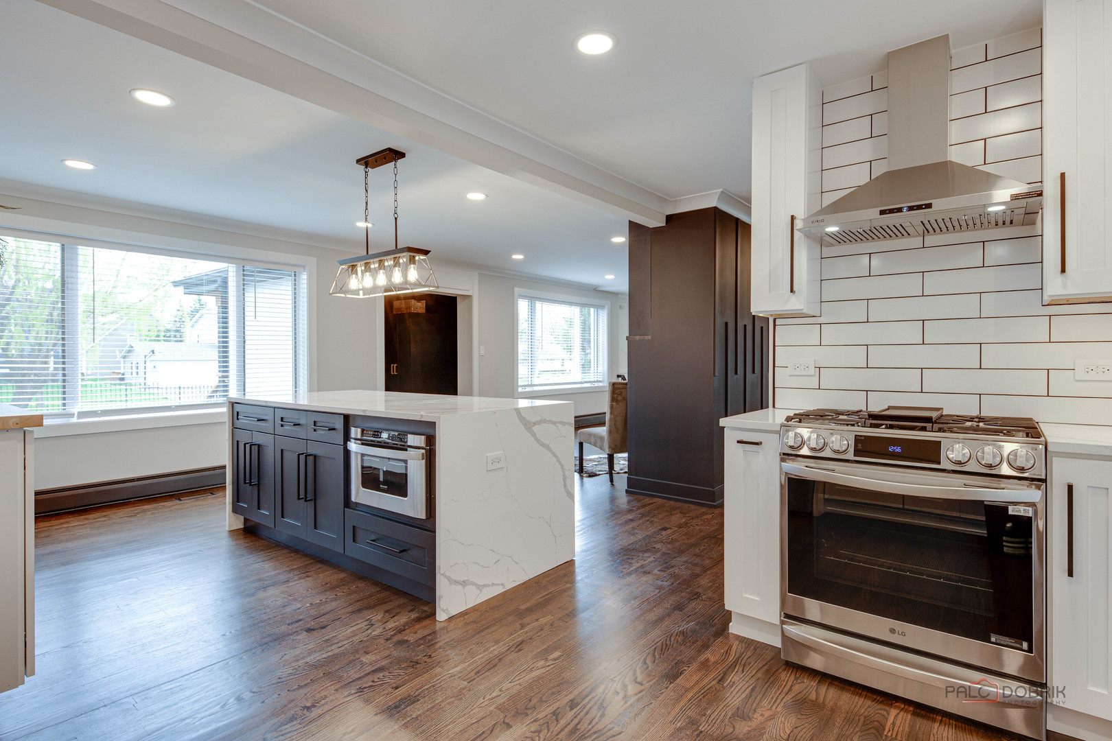 1912 N Summit Street, Wheaton, IL 60187