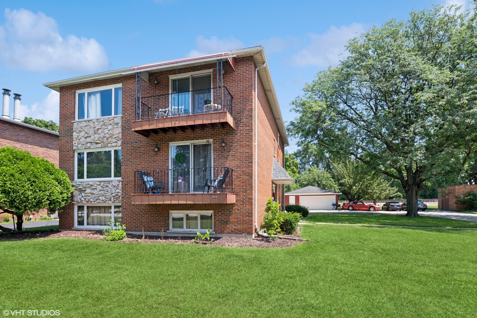 801 Barnsdale Road, La Grange Park, IL 60526
