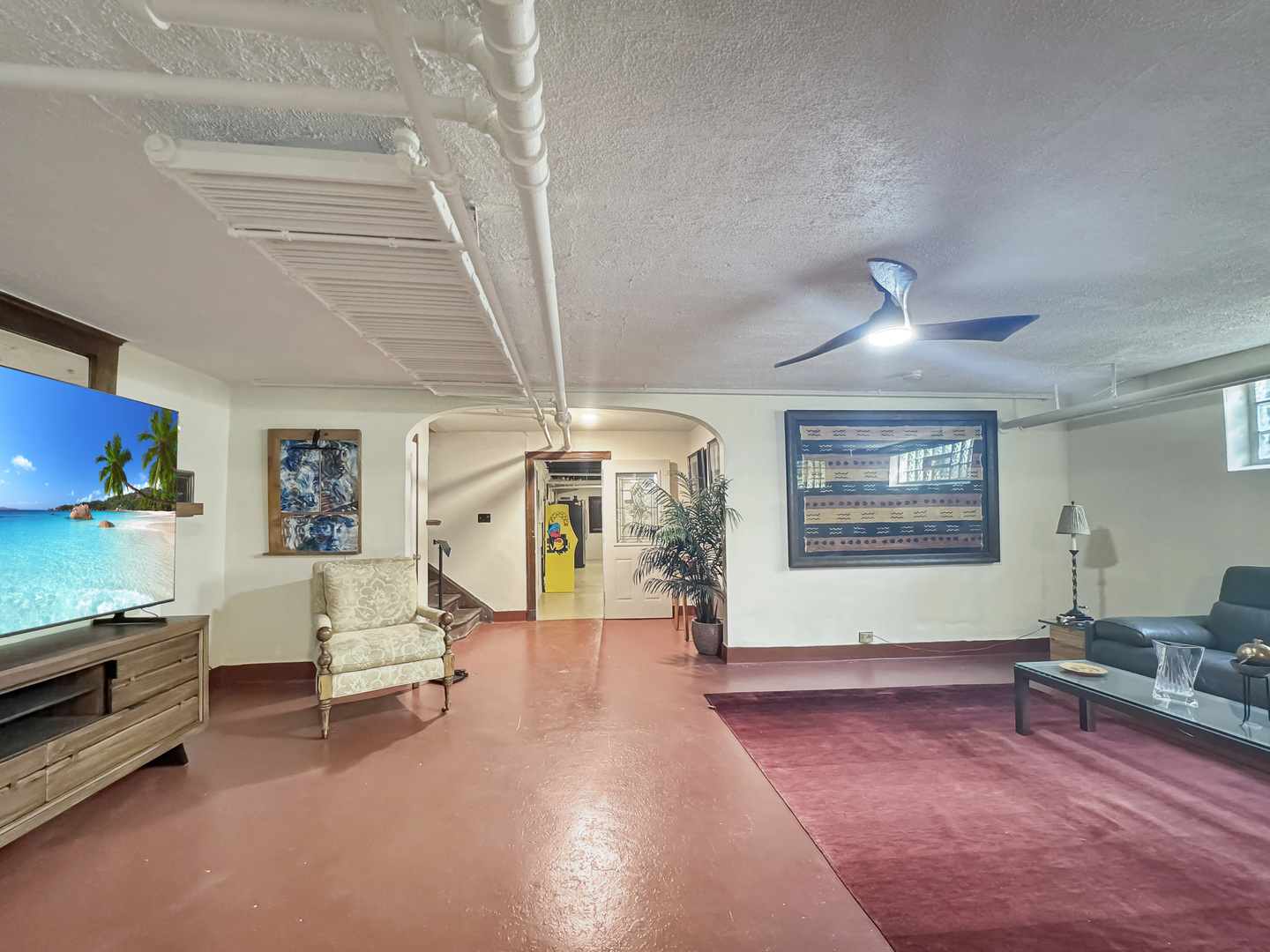 6909 S Chappel Avenue, Chicago, IL 60649