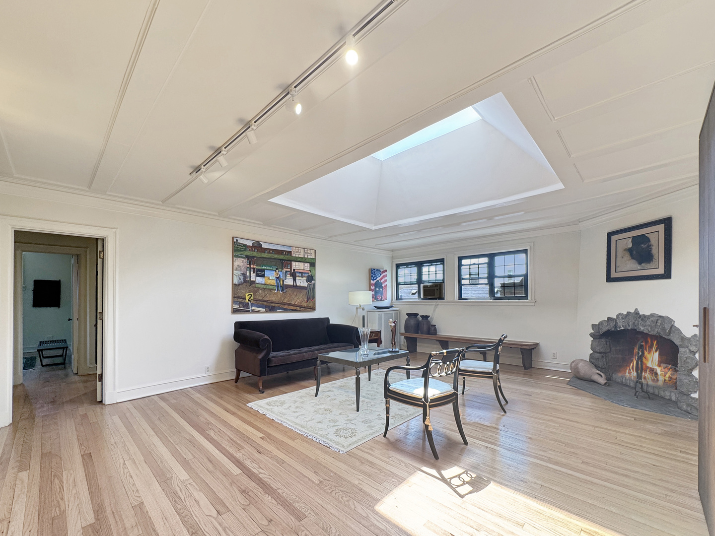 6909 S Chappel Avenue, Chicago, IL 60649