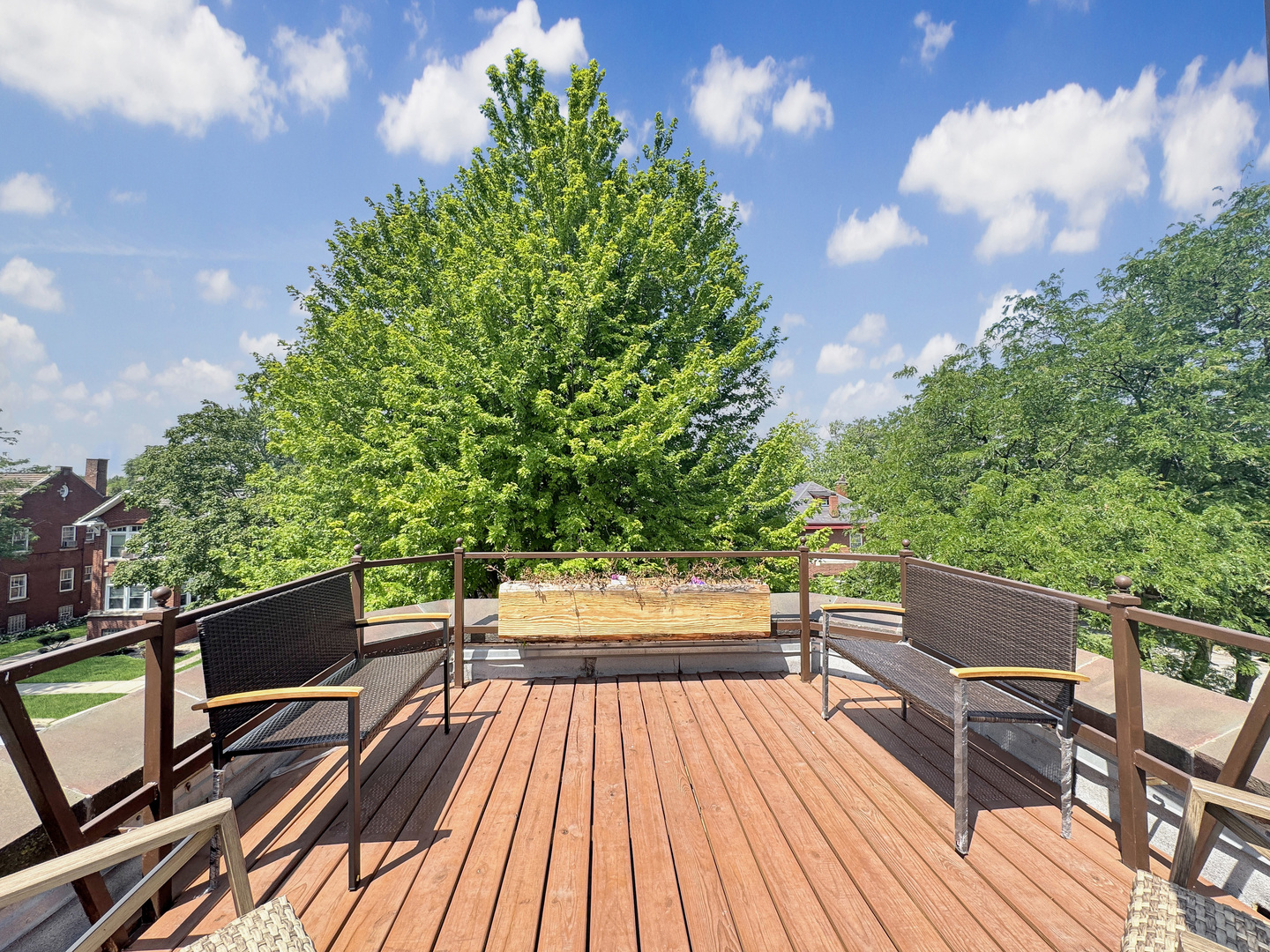 6909 S Chappel Avenue, Chicago, IL 60649