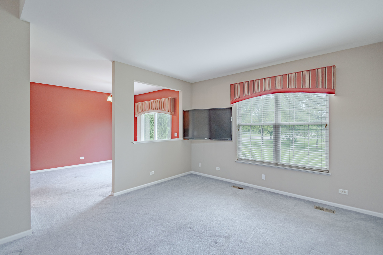 154 Timber Trails Boulevard, Gilberts, IL 60136