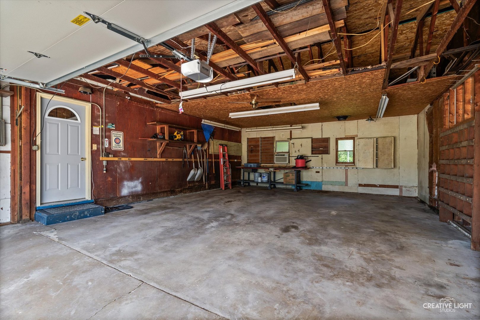 400 Water Street, Earlville, IL 60518